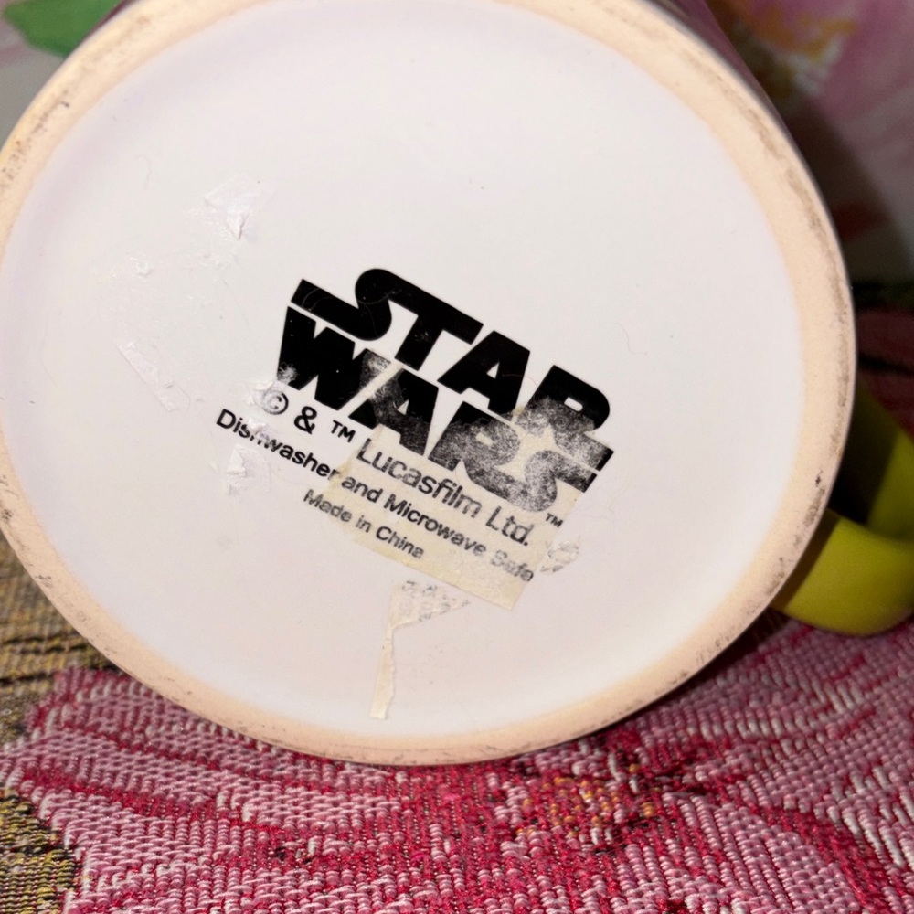 Star Wars Green and White Character Mug - Picture 2 of 5